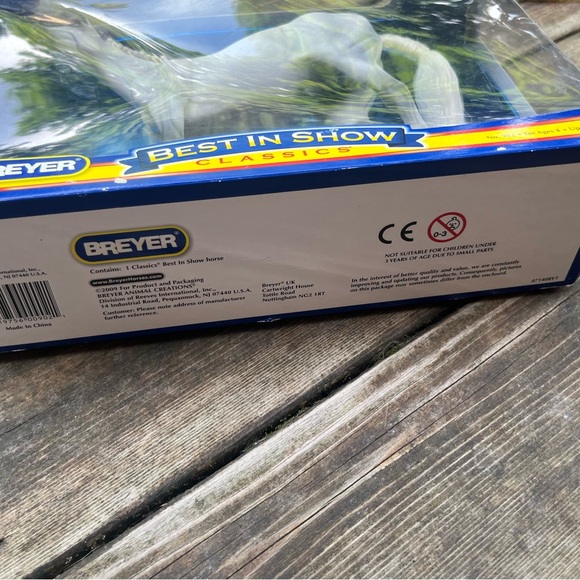 Breyer Best In Show Classics 902 Thoroughbred Sealed (box has some damage) - Picture 3 of 11